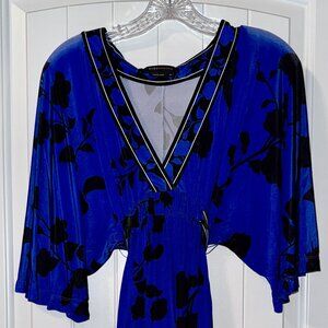 BCBGMaxAzria Royal Blue & Black Floral Dress – Kimono Sleeve V-Neck - Size XS